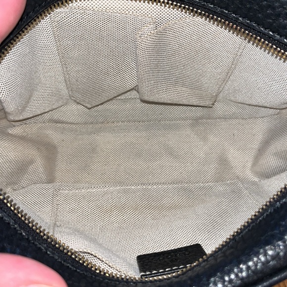 Authentic Gucci Soho Disco Bag Black Pebbled - Picture 14 of 17